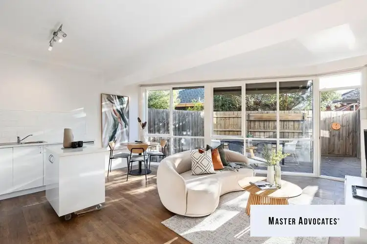 3/12 Balmoral St