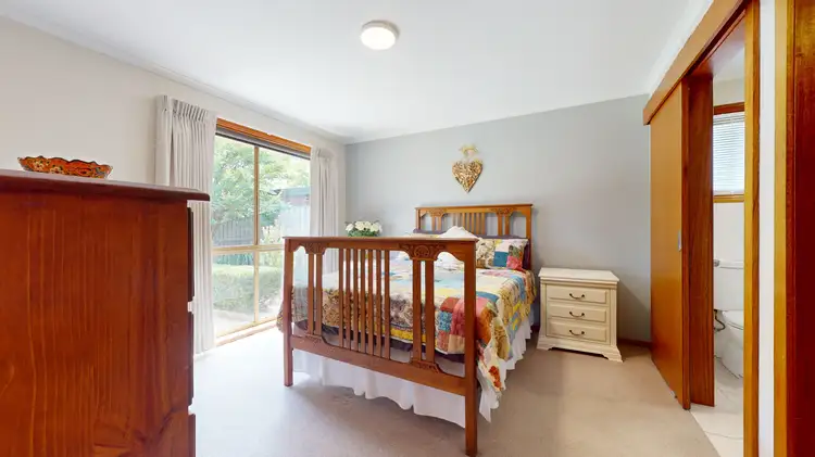 Second view of Homely house listing, 4 Phefley Crt, Wodonga VIC 3690