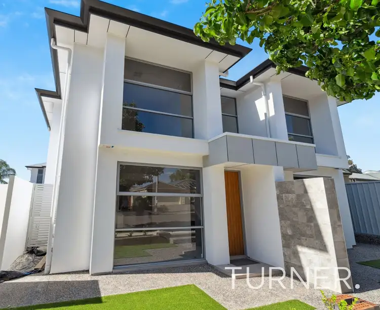 1/3 Harrow Ave