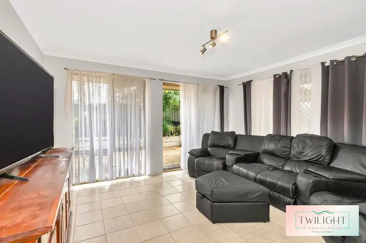 Seventh view of Homely house listing, 13 Moretti Retreat, Leda WA 6170