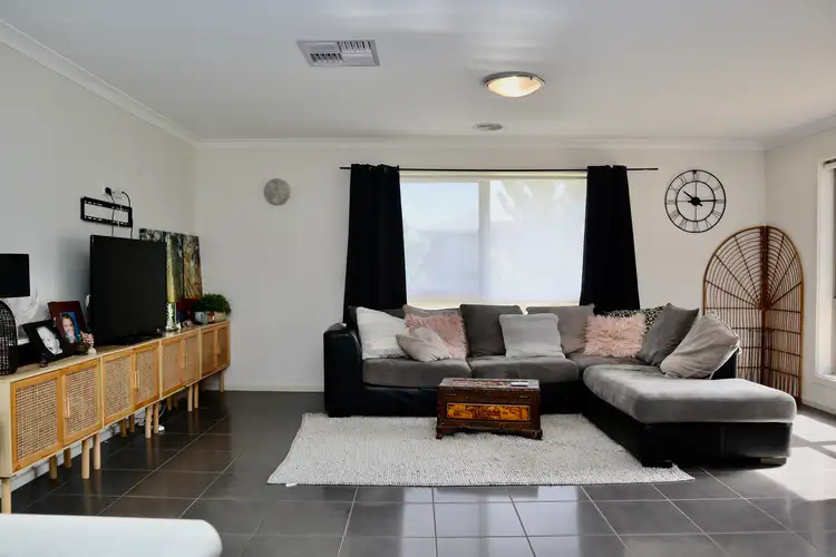 Sixth view of Homely house listing, 4 Pembroke Cresent, Wodonga VIC 3690