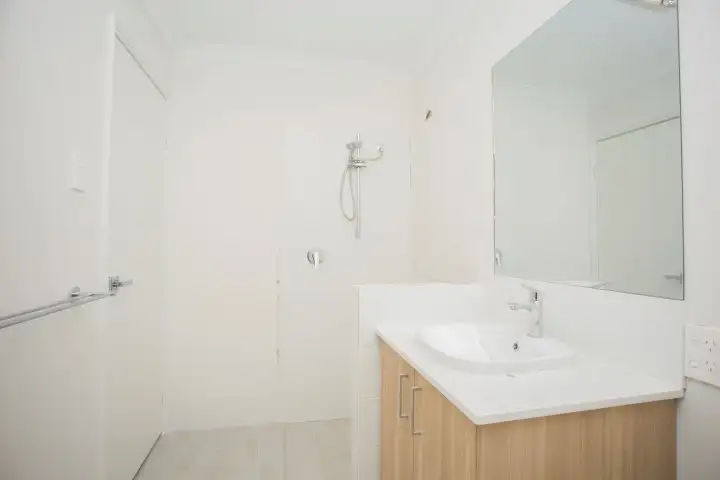 Fifth view of Homely semi-detached listing, 5b Sonoma Way, Madora Bay WA 6210