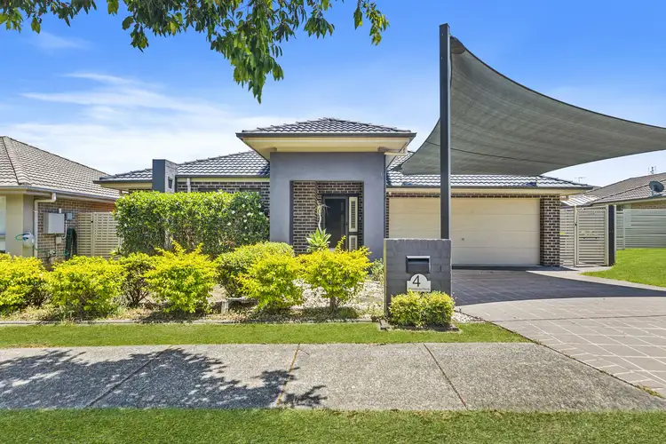 4 Merimbula Place