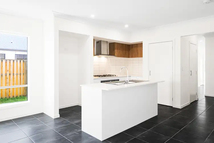 Second view of Homely house listing, 10 Lewis Street, Thornlands QLD 4164