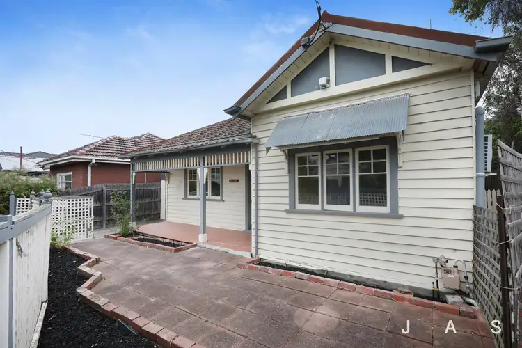 Main view of Homely house listing, 2 Dawson Avenue, Footscray VIC 3011