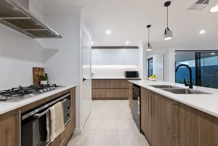Sixth view of Homely house listing, 18 Tamblyn Place, Wellard WA 6170