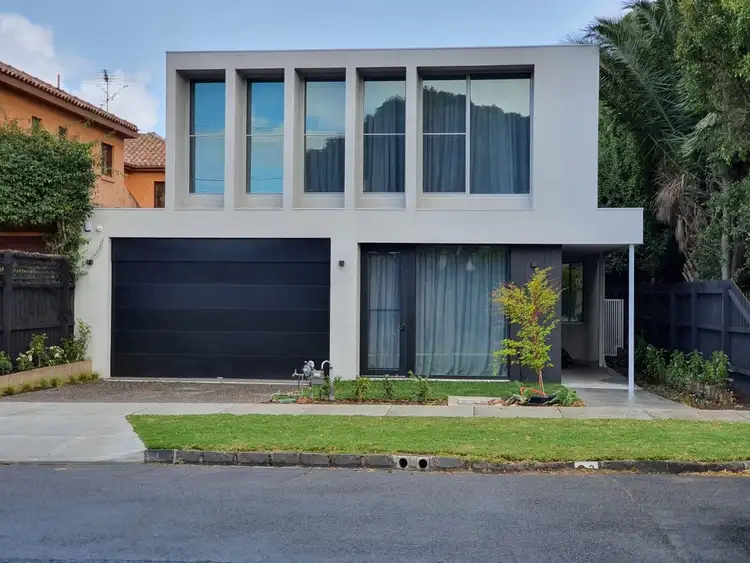 23 Meadow Street