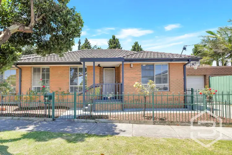 29 Maclagan Crescent