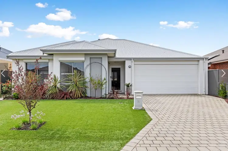 21 Semerwater Crescent, Aveley WA 6069