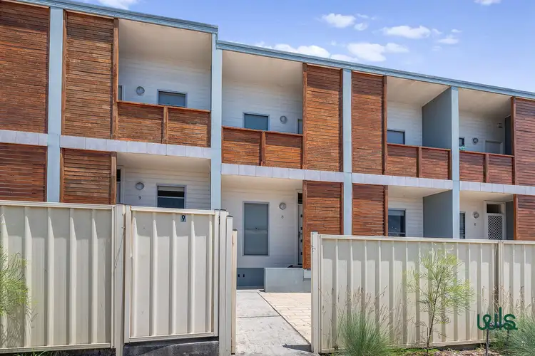 8/33 Longworth Avenue