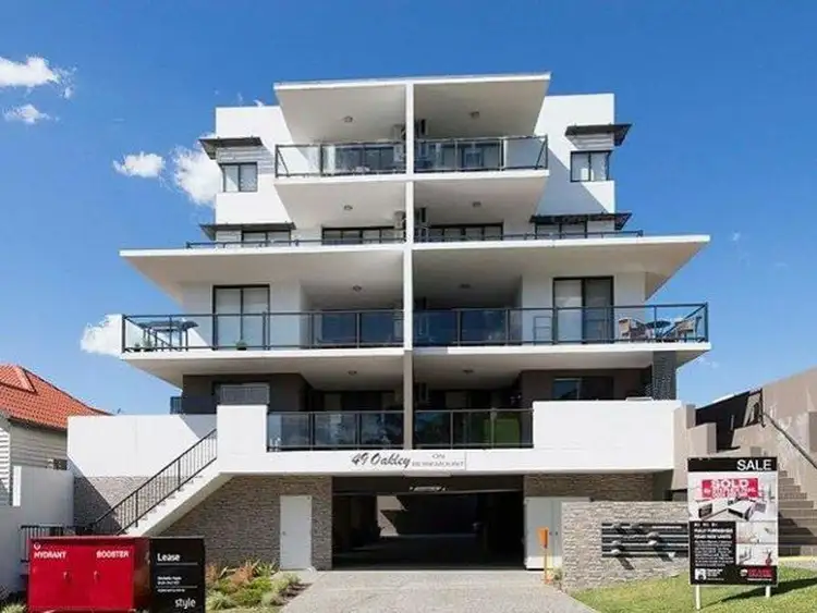 2/49 Rosemount Terrace, Windsor QLD 4030