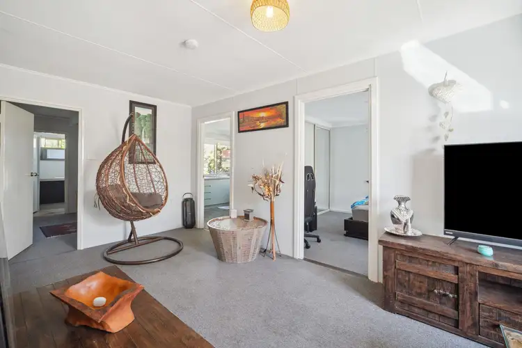 15 Priory Road, Maida Vale WA 6057