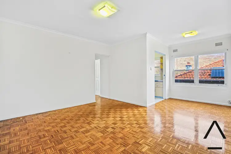 8/448 Canterbury Road