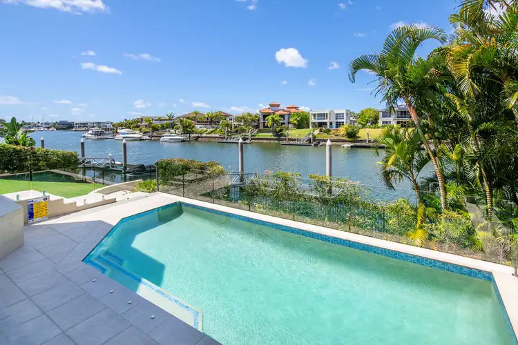 2639 Yanderra Close, Hope Island QLD 4212