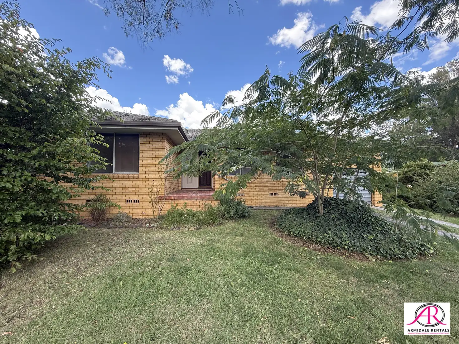Main view of Homely unit listing, 2/35 Chestnut Ave, Armidale NSW 2350