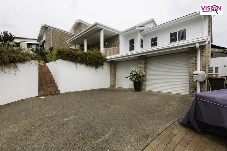 Main view of Homely house listing, 10 Lyn Court, Beaconsfield QLD 4740