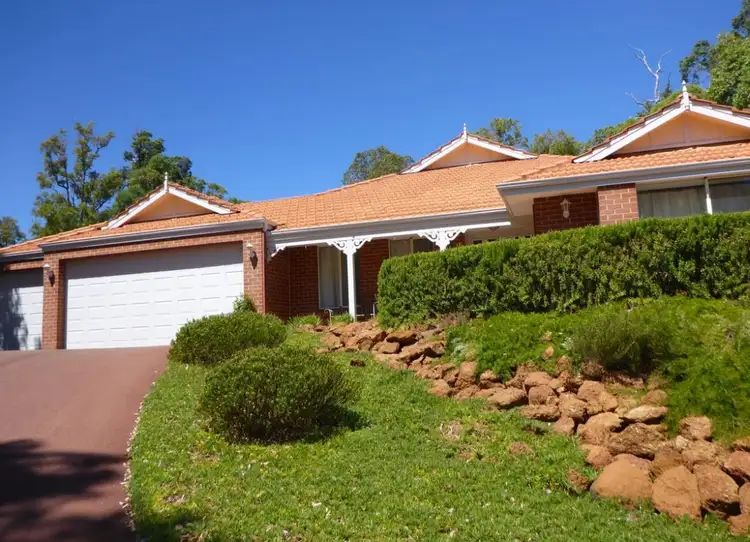 14 Sophia Grove, Roleystone WA 6111