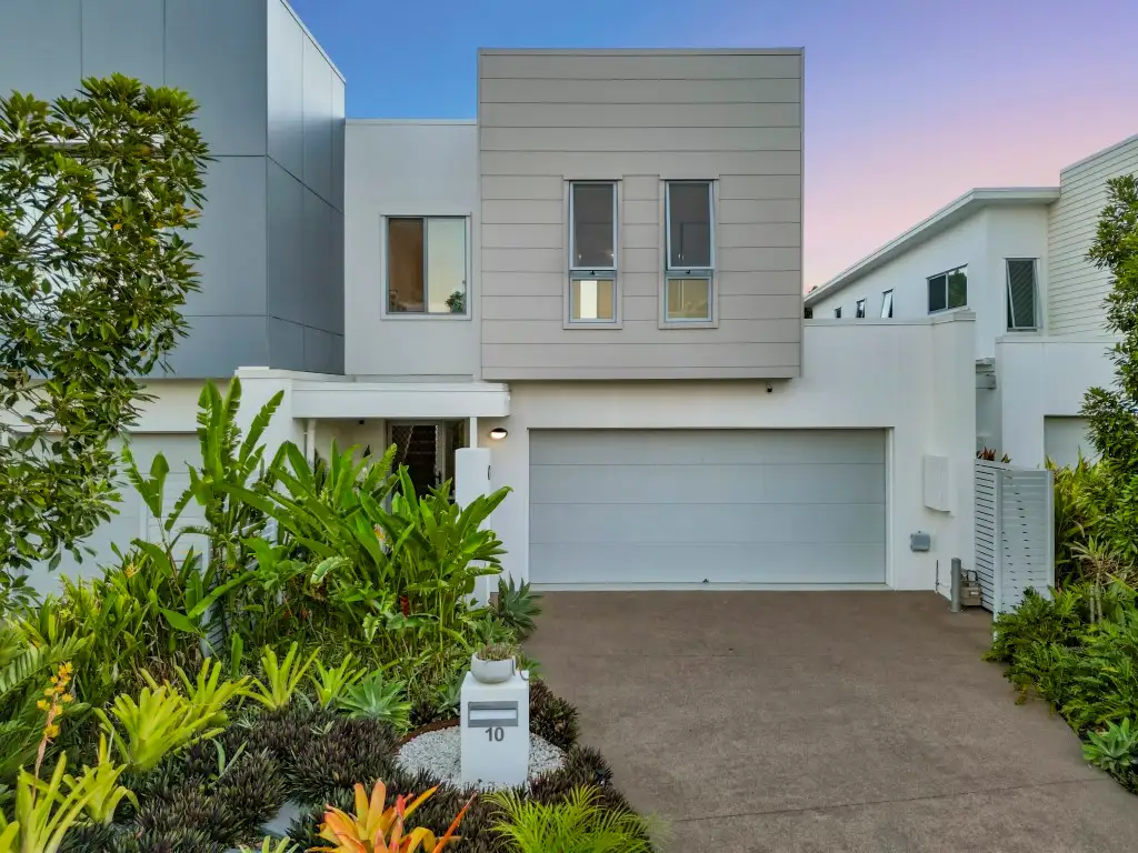 Main view of Homely house listing, 10 North Quay Circuit, Hope Island QLD 4212