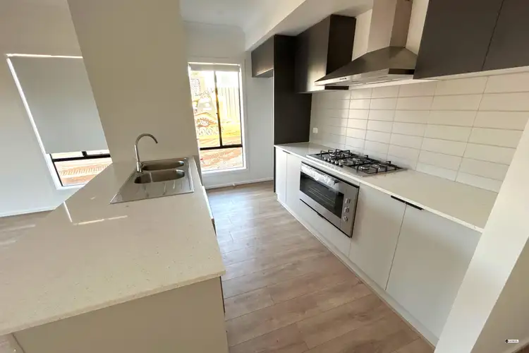 19 Ridley Avenue, Leneva VIC 3691