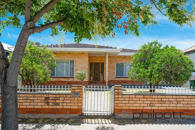 54 Percy Street