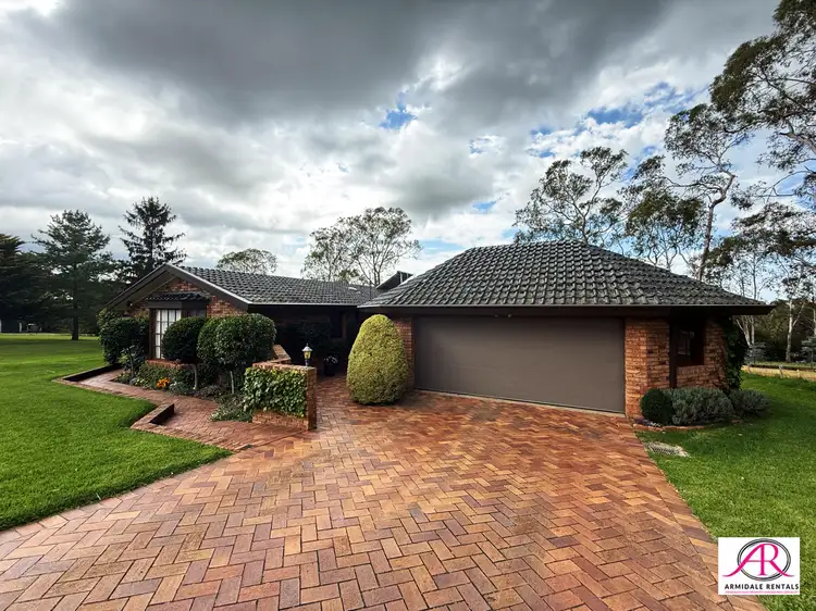 15 Hillview Road, Armidale NSW 2350