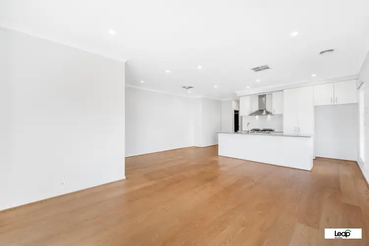 Fifth view of Homely house listing, 4 Waterhole Avenue, Wollert VIC 3750