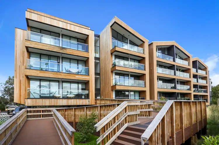 212/110 Roberts Street, West Footscray VIC 3012