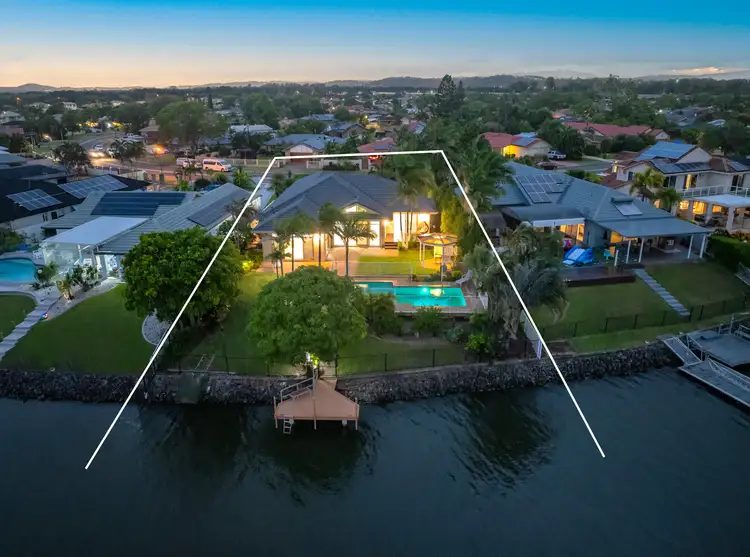 72 Monterey Keys Drive, Helensvale QLD 4212