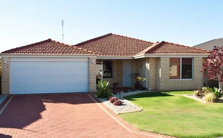Main view of Homely house listing, 5 Satinwood Circuit, Thornlie WA 6108