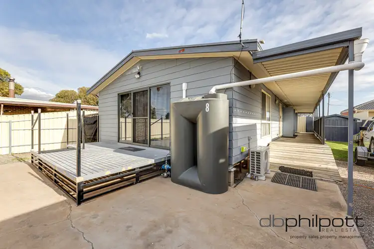Room 3 at 8 Whiting Street, St Kilda SA 5110