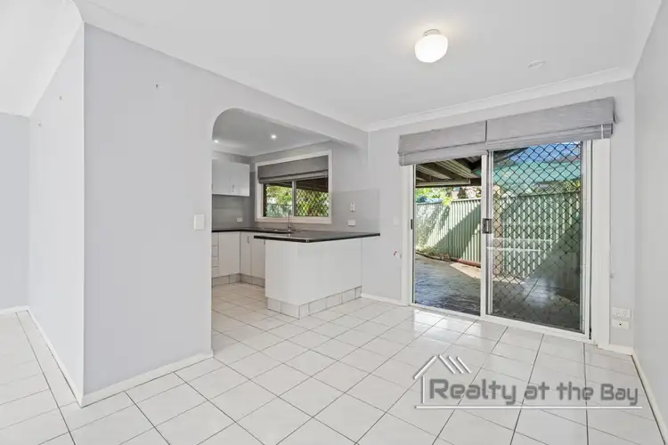 2/21 Maiala Close, Paradise Point QLD 4216