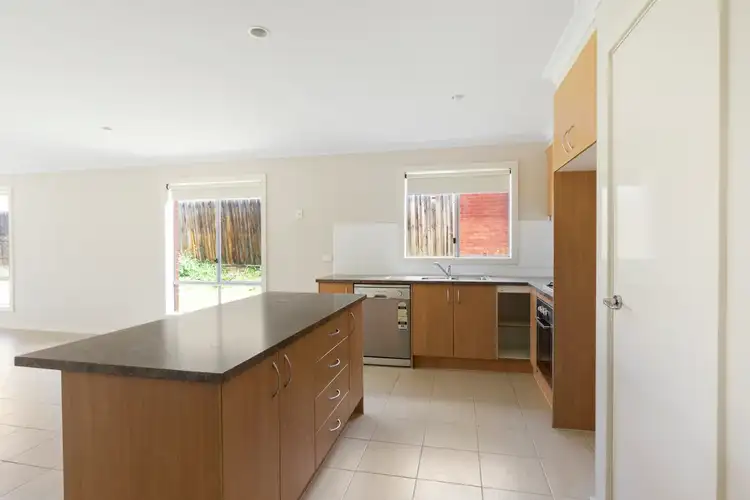 Fourth view of Homely house listing, 10 Richardson Court, Maddingley VIC 3340