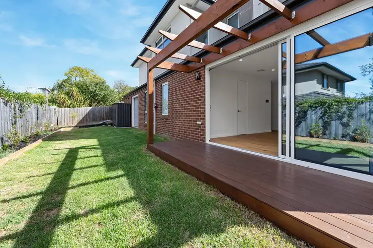 Third view of Homely townhouse listing, 2/8 Simpson Drive, Mount Waverley VIC 3149