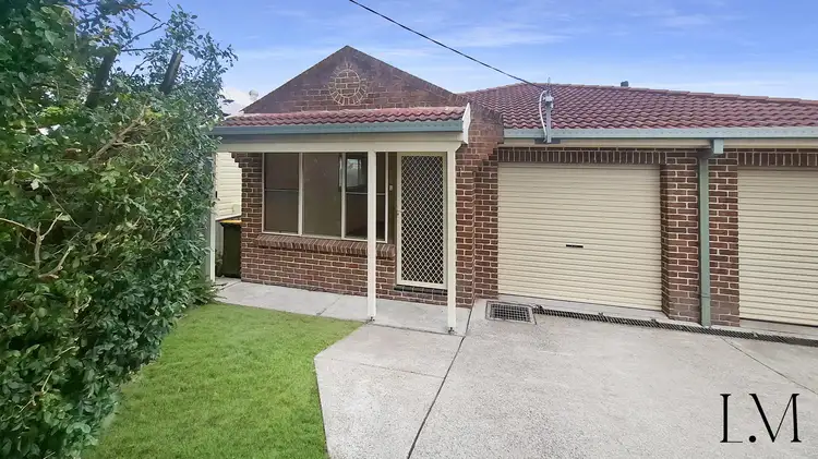 1/4 Addison Road