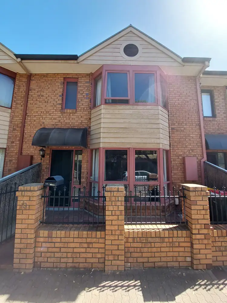 13 Charlotte St