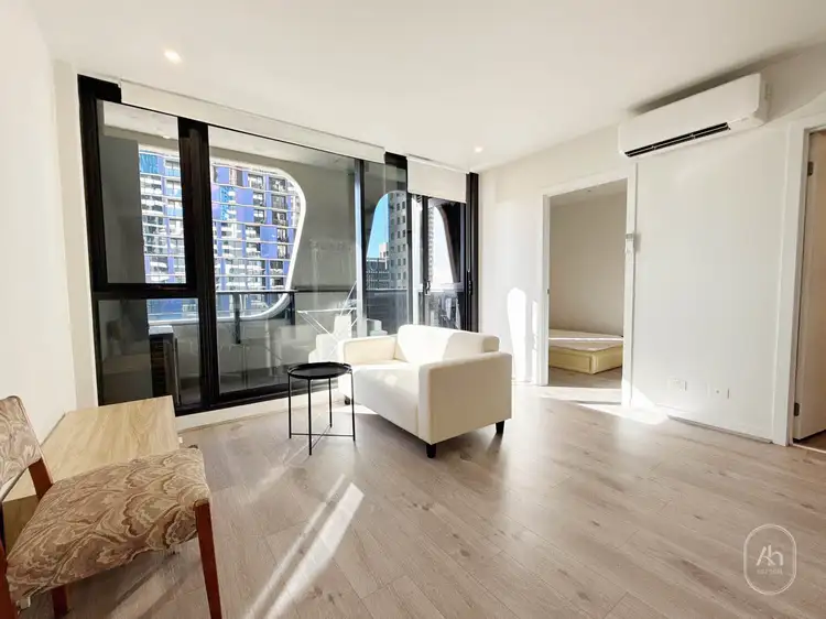 1811/80 Abeckett Street