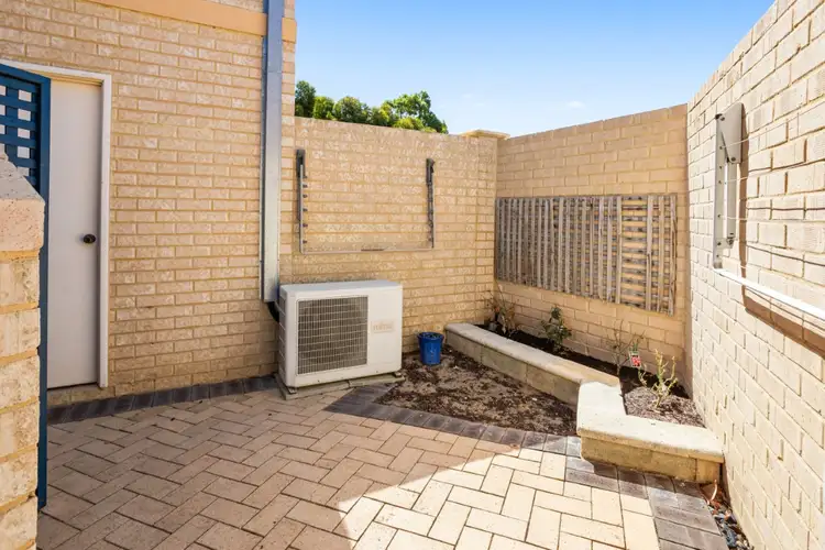 Fifth view of Homely apartment listing, 2A St Pauls Crescent, Joondalup WA 6027