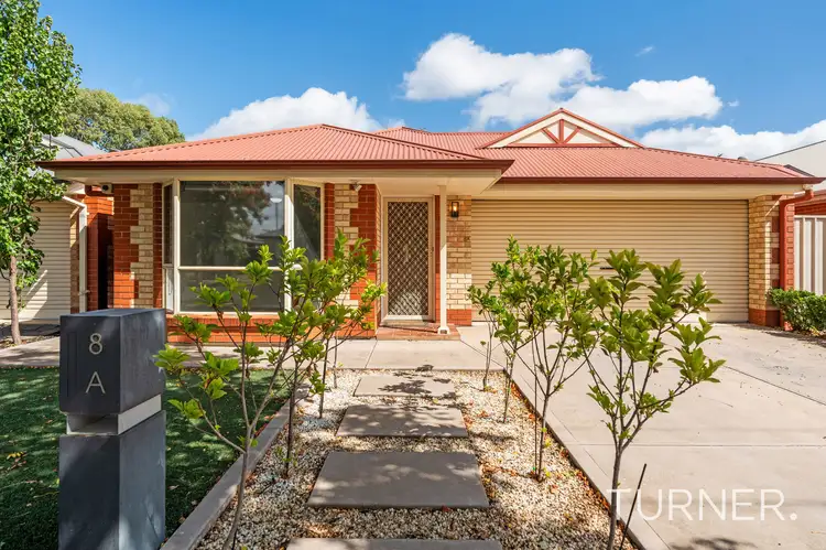 8A Mackay Avenue