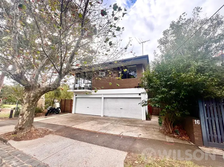 1/16 Lindsay Avenue