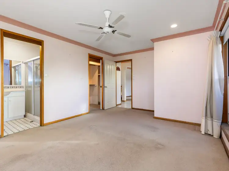Fifth view of Homely house listing, 2/12 The Glen, Berkeley Vale NSW 2261