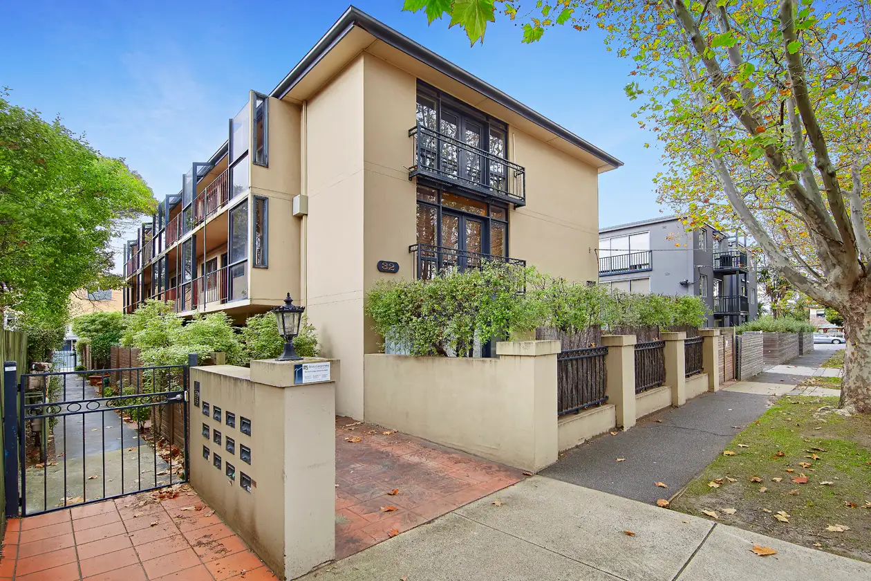 Main view of Homely apartment listing, 11/32 Crimea Street, St Kilda VIC 3182