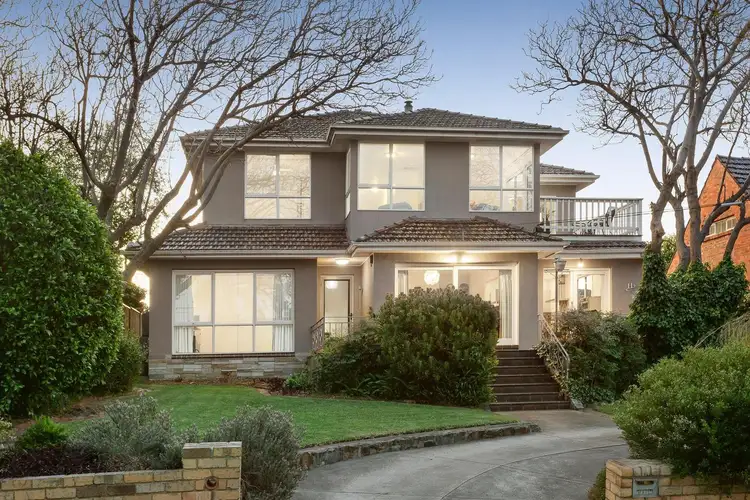 11 Olive Grove, Mentone VIC 3194