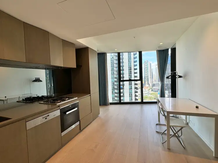 1307/11 Bale Circuit, Southbank VIC 3006