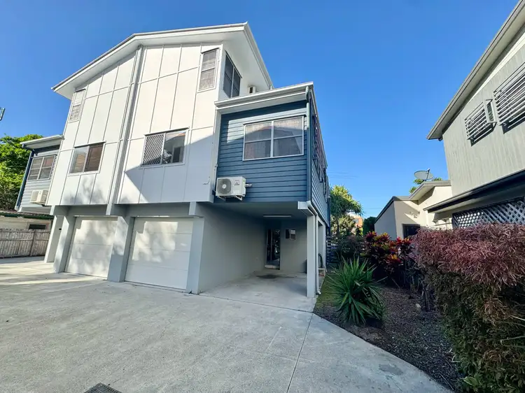 1/29 Proud Street, Labrador QLD 4215