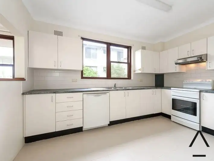 4/5 Tranmere Street