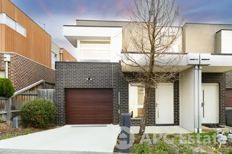 Main view of Homely townhouse listing, 39 Morello Circle, Doncaster East VIC 3109