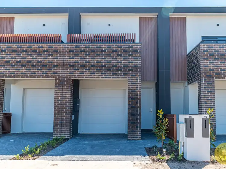 48 Arnold Close