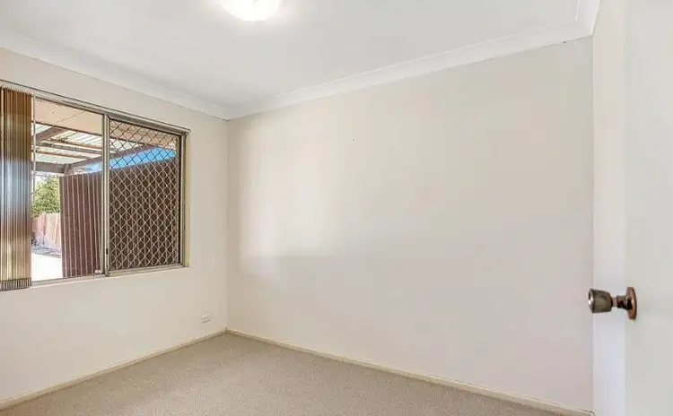 Fifth view of Homely house listing, 16 Redtingle Rd, Camillo WA 6111