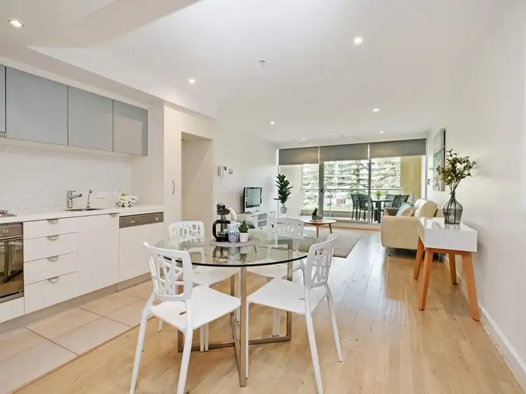 206/19 Holdfast Promenade, Glenelg SA 5045
