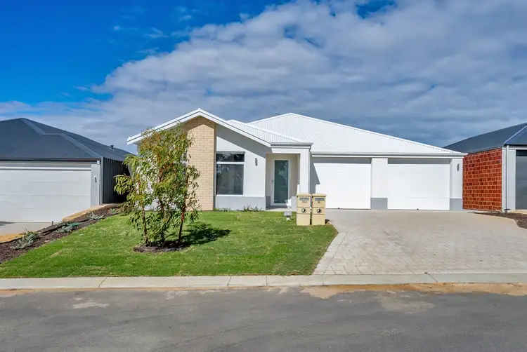 34 Cardinal Loop, Lakelands WA 6180